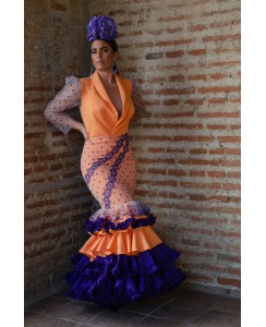 Conjunto naranja y morado