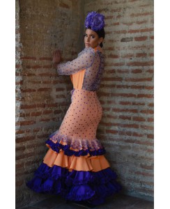 Conjunto naranja y morado